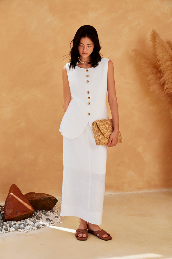 Curved-Hem Short-Sleeve Linen Top
