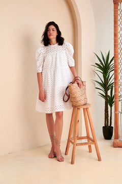 Đầm chữ A tay phồng cotton thêu lỗ