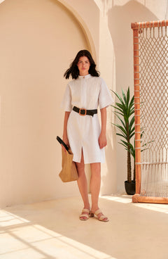 Đầm Linen cổ trụ